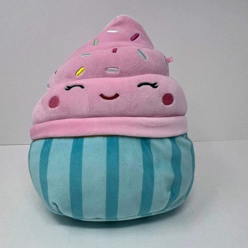 Squishmallows Deidre Cupcake 8 inch Pink Blue Sprinkles Foodie Plush‎ Toy